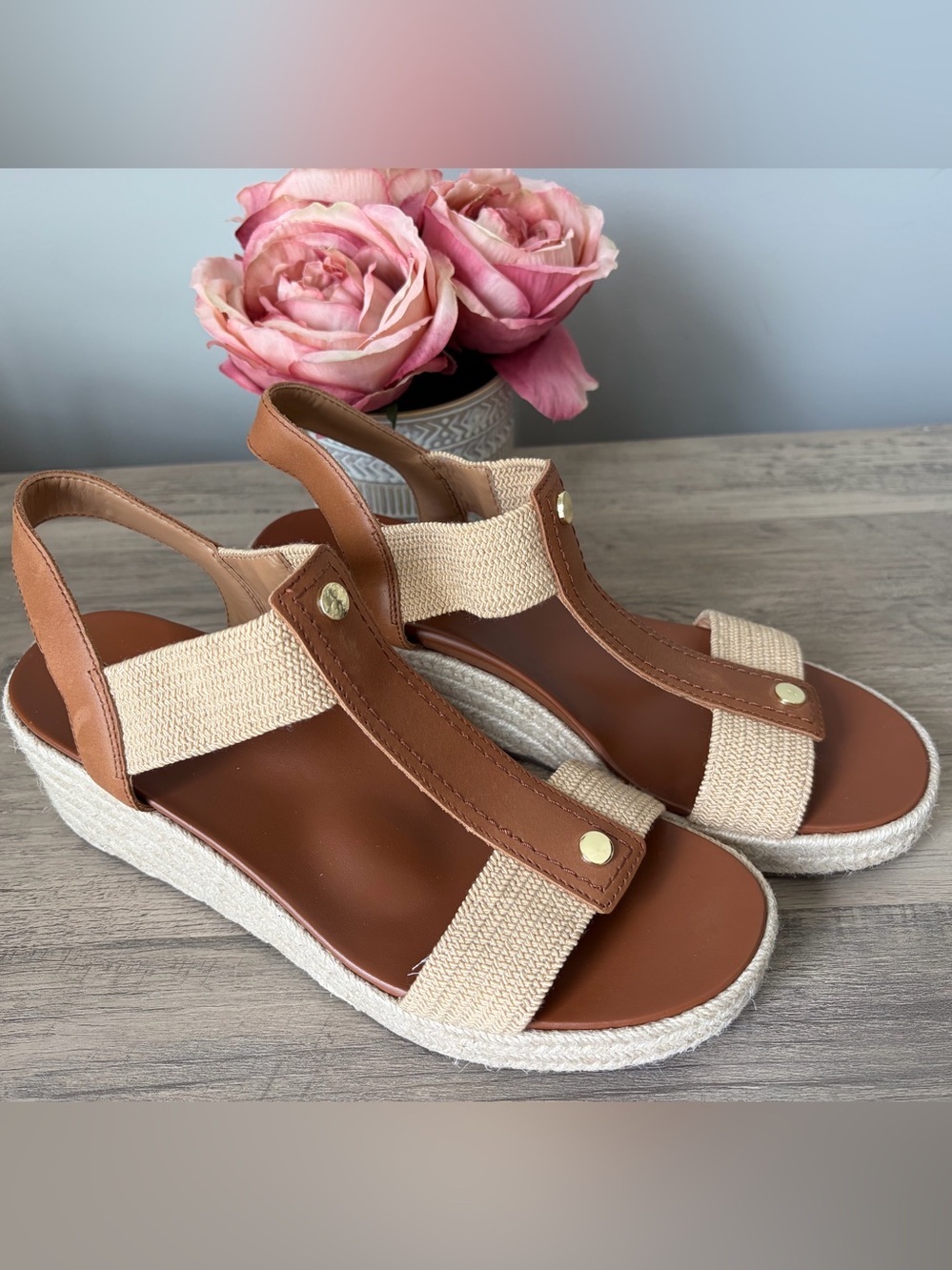 Women’s Vionic Calera Espadrille Wedge Sandal Size 9.5